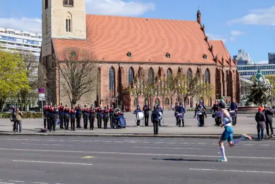 Halbmarathon Fernsehturm 2025 36